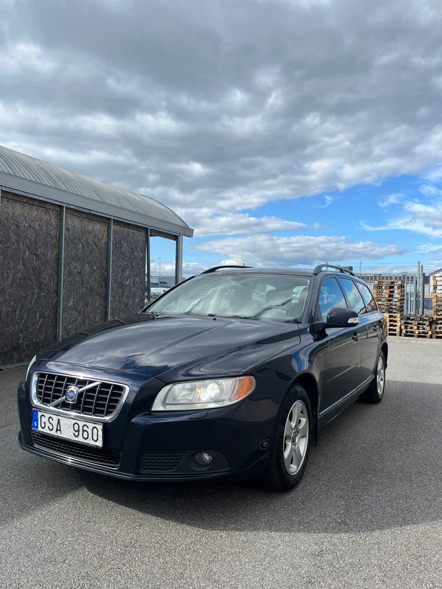 Volvo V70 2008