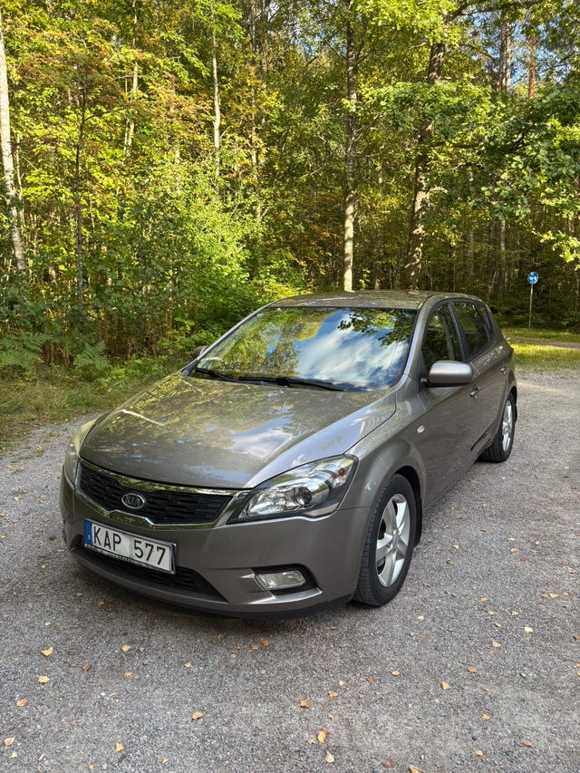 Kia Ceed 2010