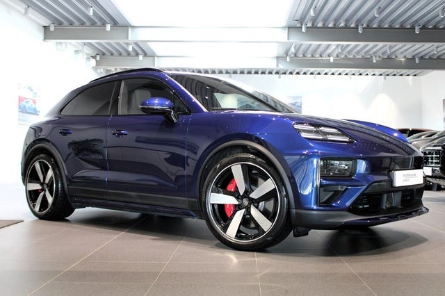 Porsche Macan Turbo 2024