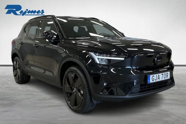 Volvo EX40 2025