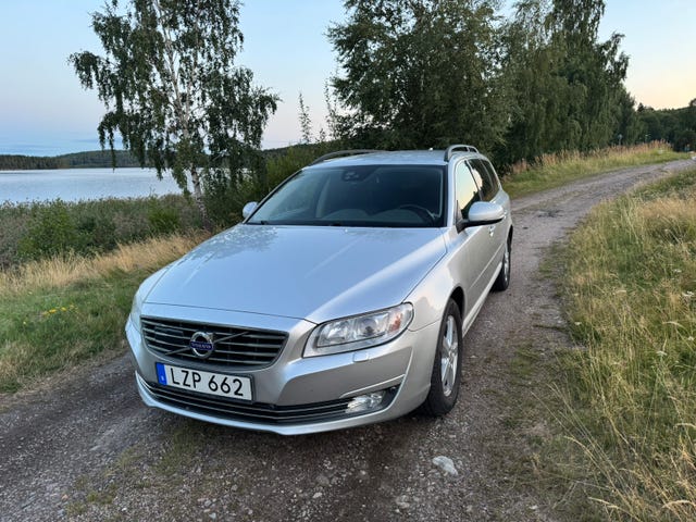 Volvo V70 2016