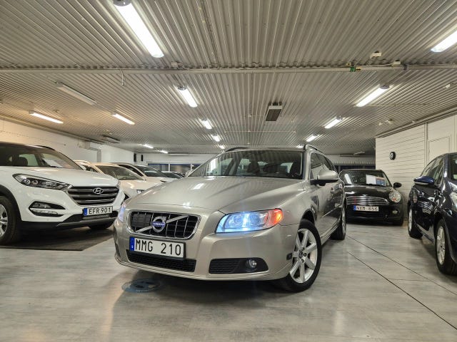 Volvo V70 2012