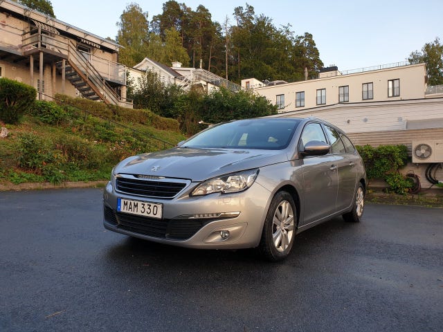Peugeot 308 SW 2015