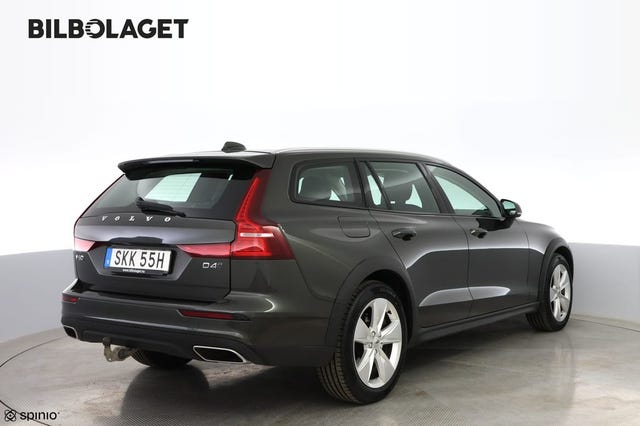 Volvo V60 Cross Country 2019 – bild 4