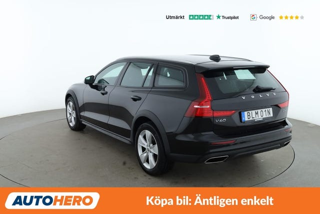 Volvo V60 Cross Country 2021 – bild 3