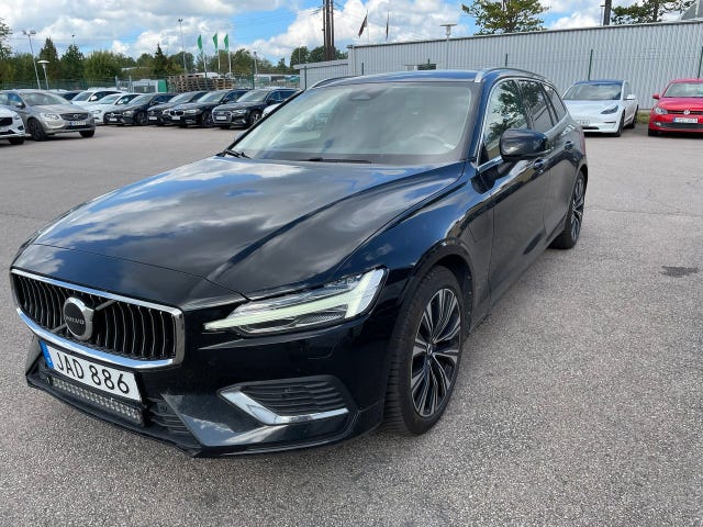 Volvo V60 2023