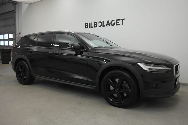 Volvo V60 Cross Country 2021 – bild 2