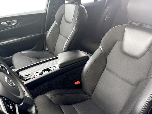 Volvo V60 Cross Country 2020 – bild 4