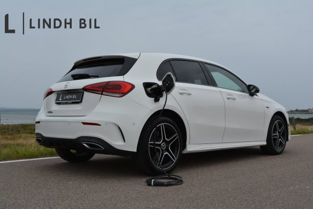 Mercedes-Benz A250 e 2021