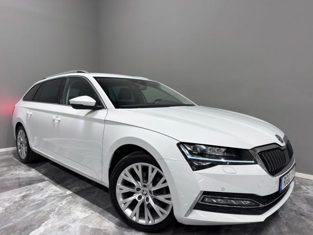 Skoda Superb 2023