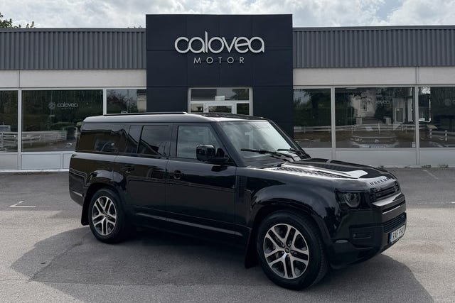 Land Rover Defender 130 2023