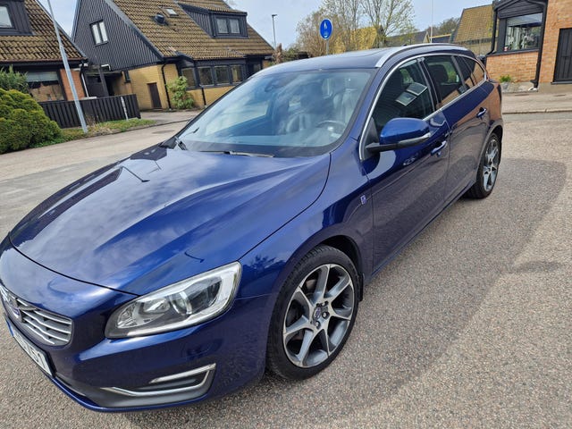 Volvo V60 2015 – bild 2