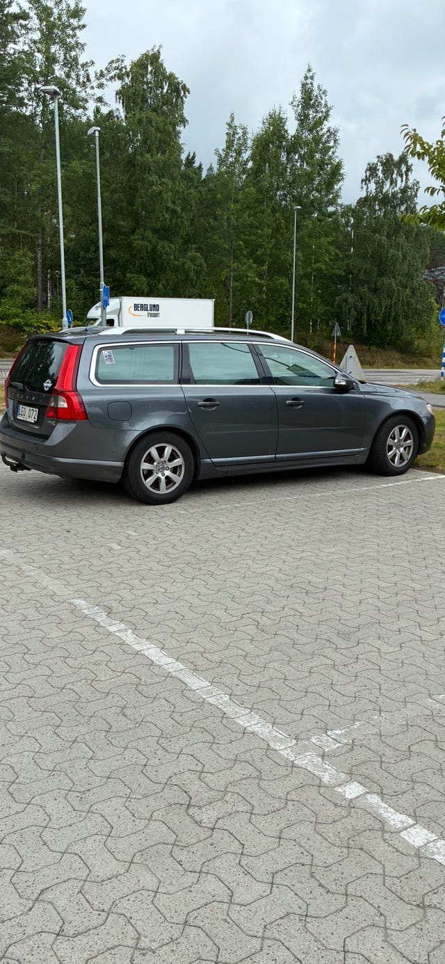 Volvo V70 2011
