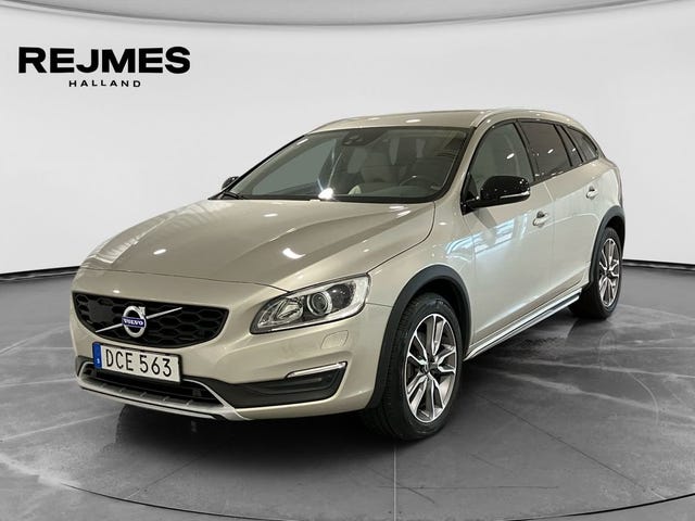 Volvo V60 Cross Country 2018