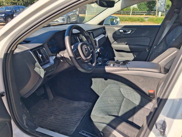 Volvo V60 2024 – bild 3
