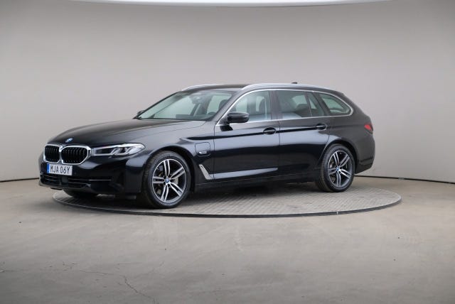 BMW 530e 2023