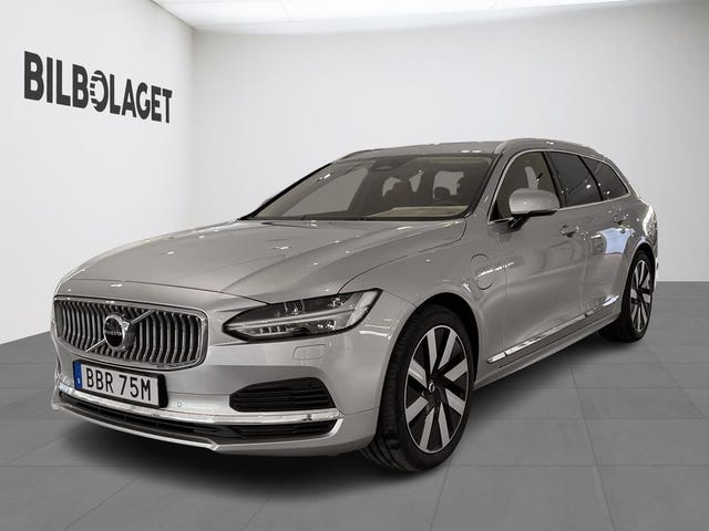 Volvo V90 2025