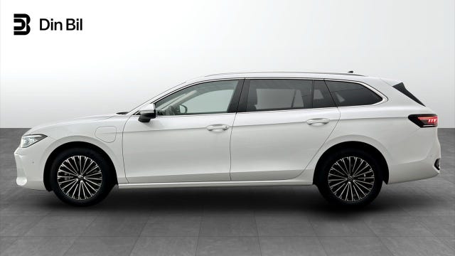 Volkswagen Passat 2025 – bild 2
