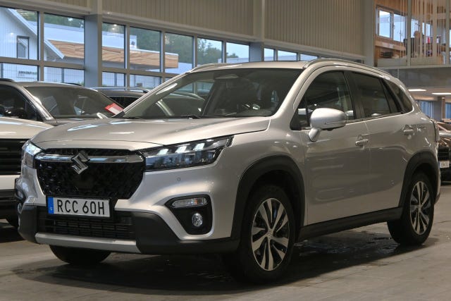Suzuki S-Cross 2025