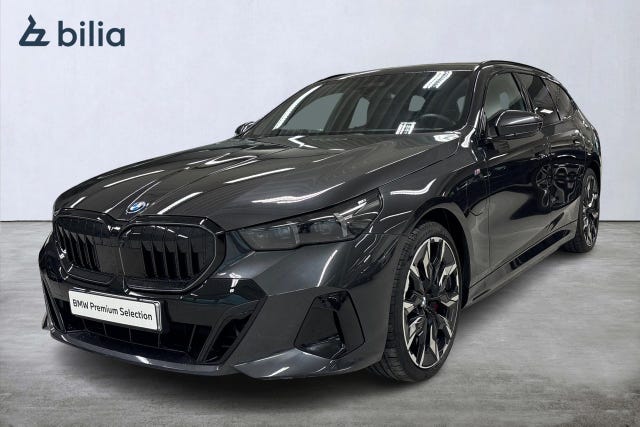 BMW 550e 2025