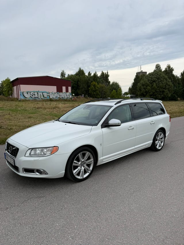 Volvo V70 2012