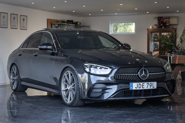 Mercedes-Benz E300 de 2023