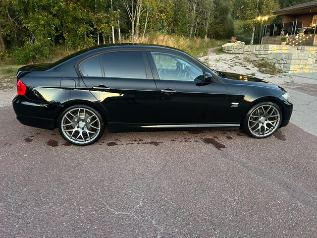 BMW 320d 2011