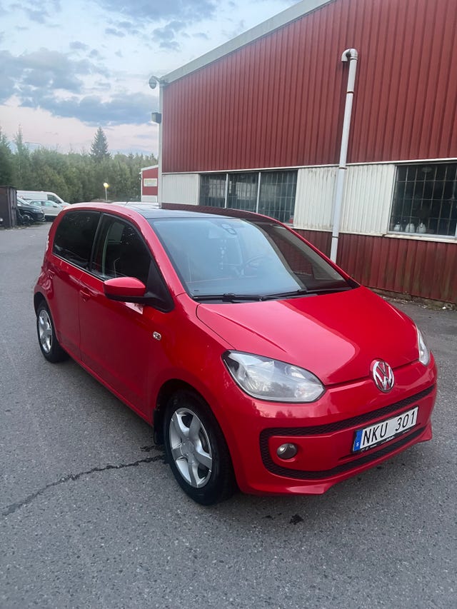 Volkswagen UP! 2013
