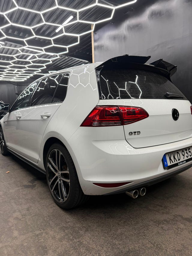 Volkswagen Golf VII 2014