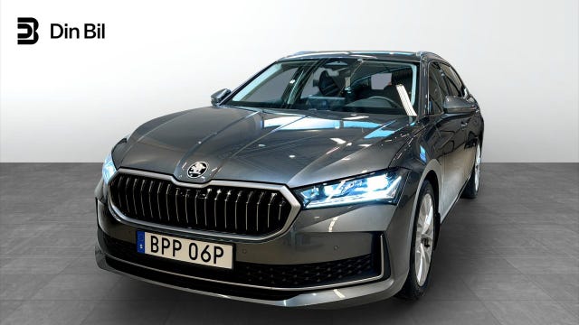 Skoda Superb 2025
