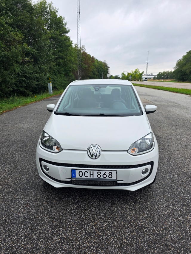 Volkswagen UP! 2016