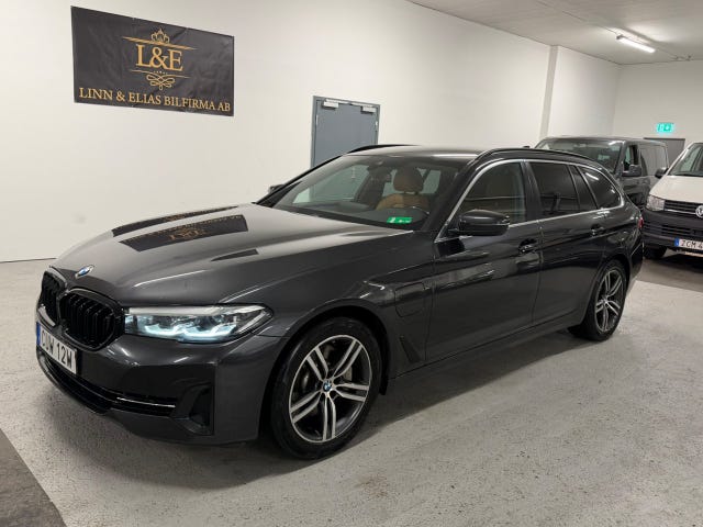 BMW 530e 2021