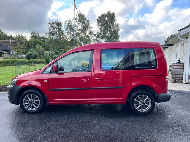 Volkswagen Caddy 2011