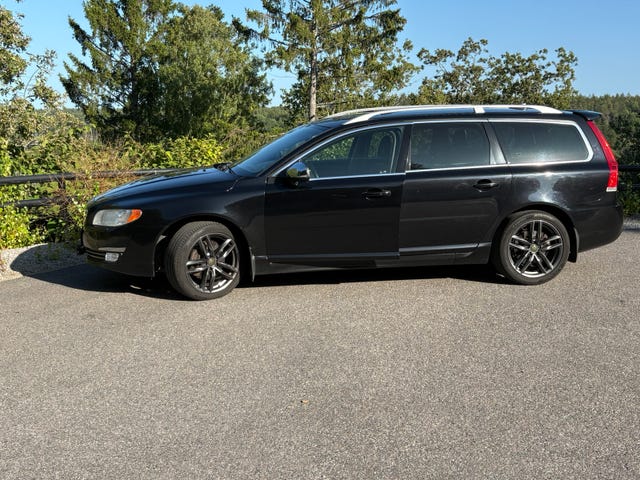 Volvo V70 2014