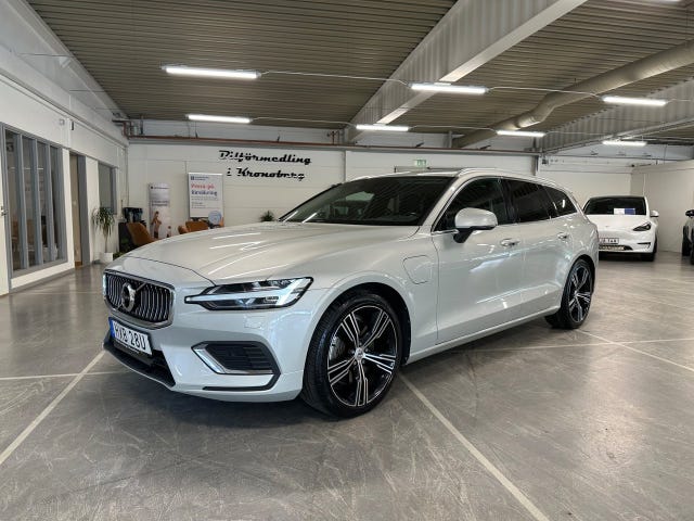 Volvo V60 2022