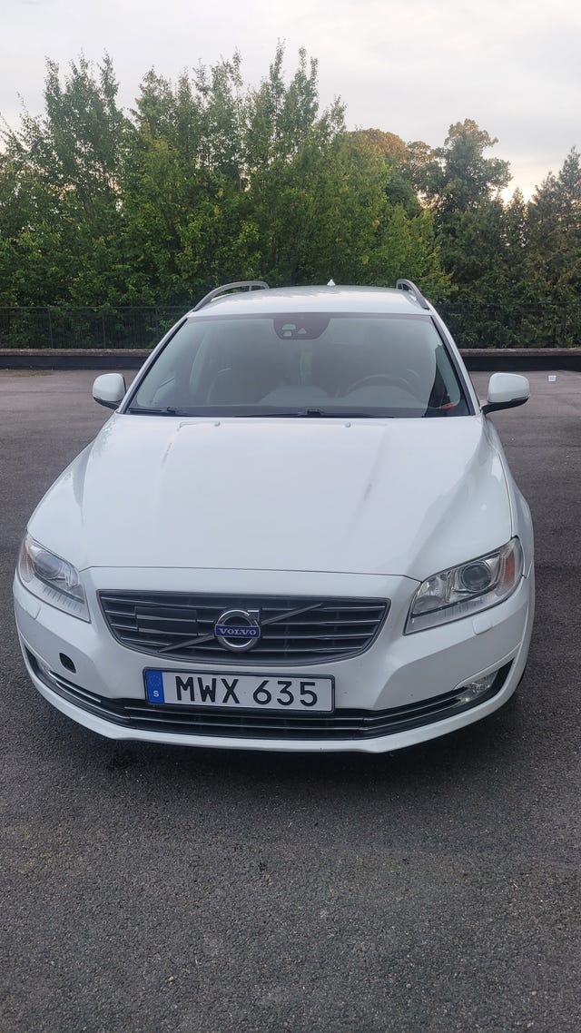 Volvo V70 2016