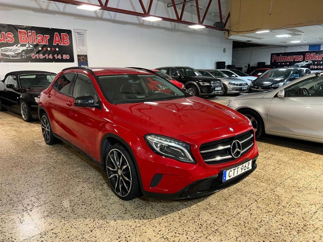 Mercedes-Benz GLA 200 2014