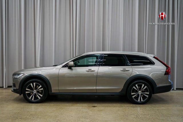 Volvo V90 Cross Country 2022