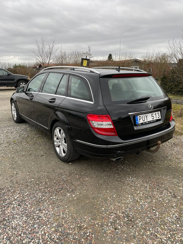 Mercedes-Benz C220 2011 – bild 3
