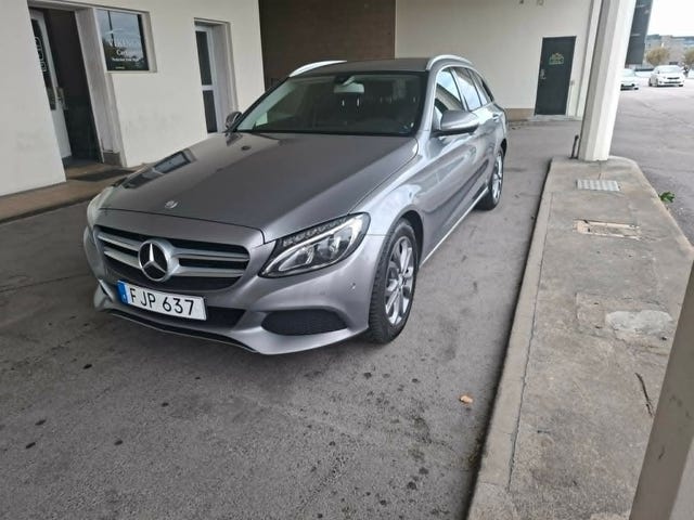 Mercedes-Benz C220 2015