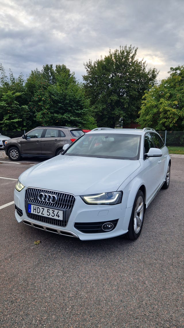 Audi A4 allroad 2016