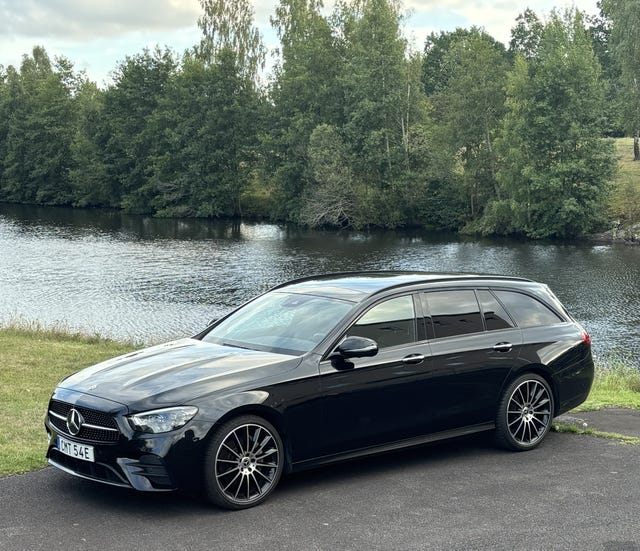 Mercedes-Benz E220 2022