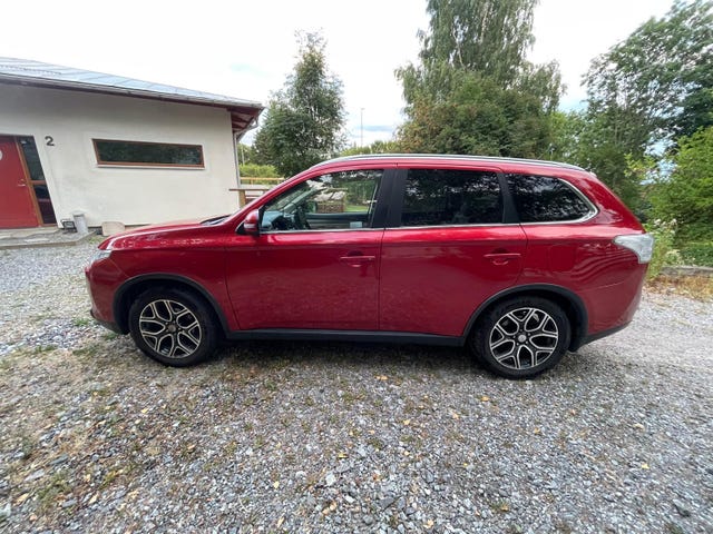 Mitsubishi Outlander 2014