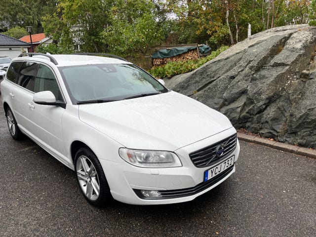 Volvo V70 2016