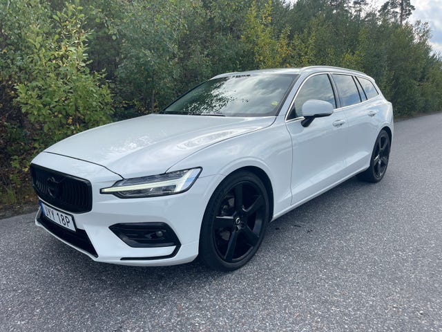 Volvo V60 2021