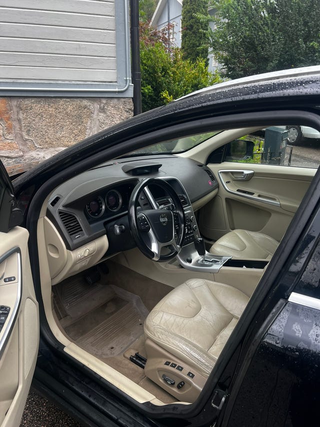 Volvo XC60 2010 – bild 4