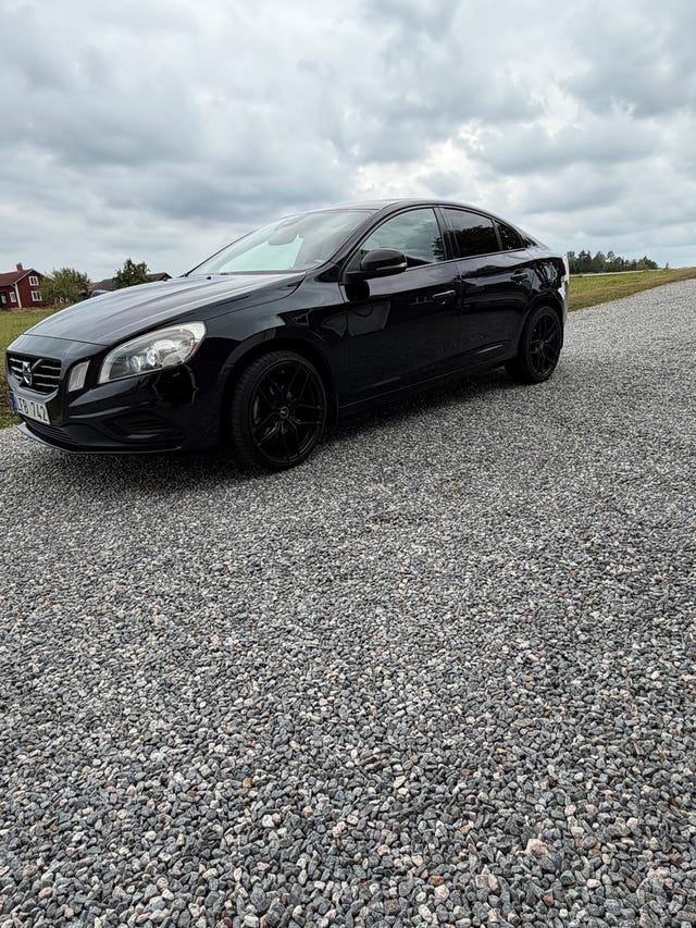 Volvo S60 2011