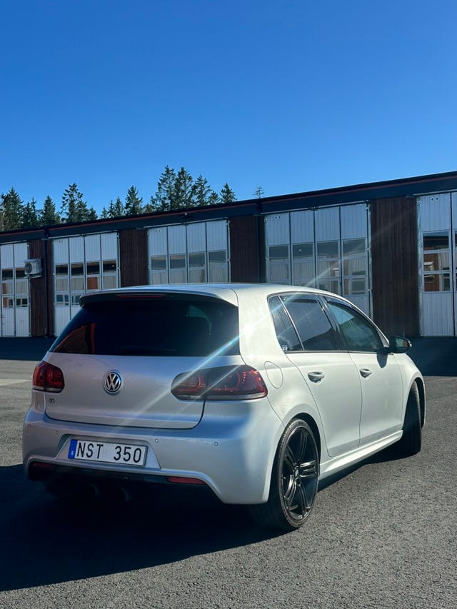 Volkswagen Golf VI 2011