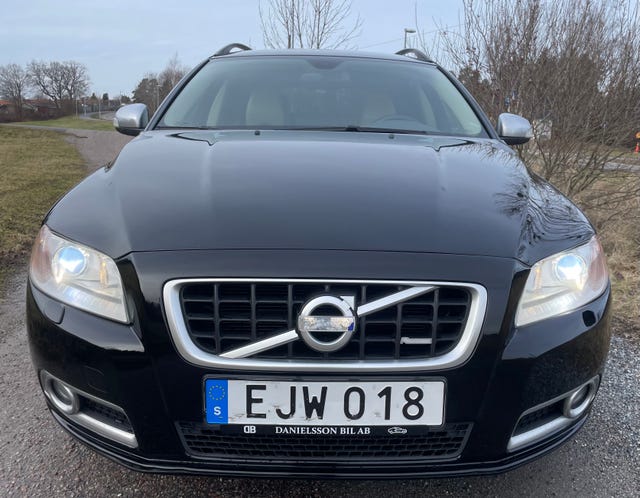 Volvo V70 2009