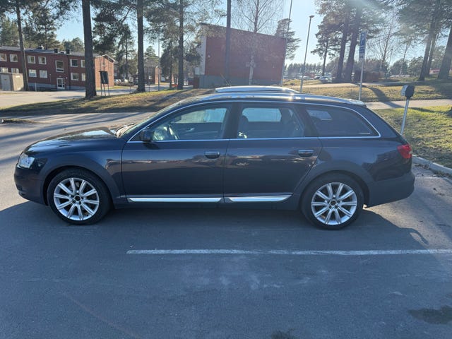 Audi A6 allroad 2010